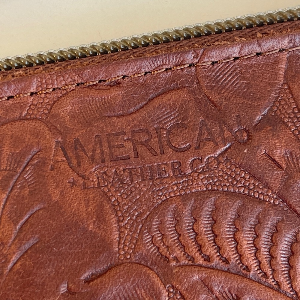American Leather Co. Genuine Leather Wristlet - Picture 4 of 11
